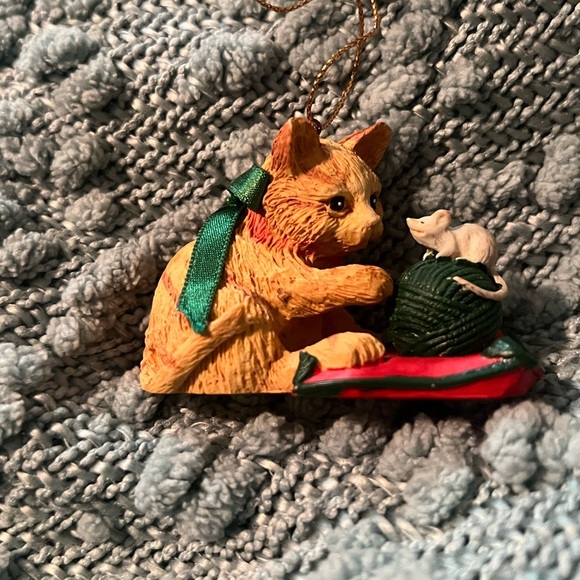 Kitten and His Ball of Yarn Playing With a Mouse Ornament - Picture 5 of 7